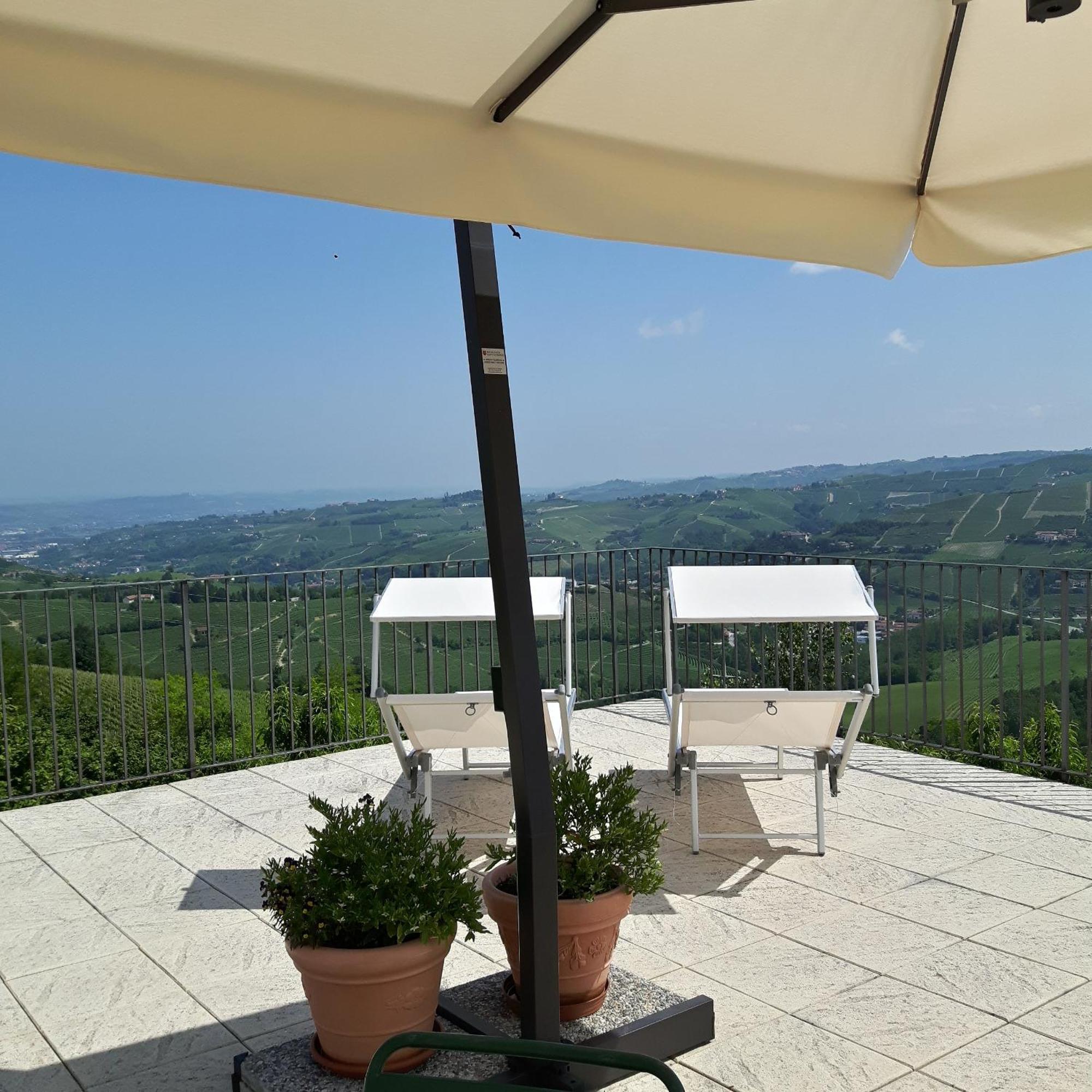 Agriturismo Cascina Rabalot Diano dʼAlba Kültér fotó